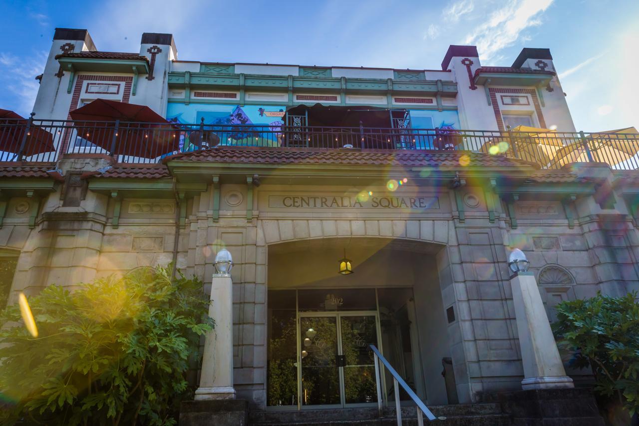 Centralia Square Grand Ballroom And Vintage Hotel Екстер'єр фото